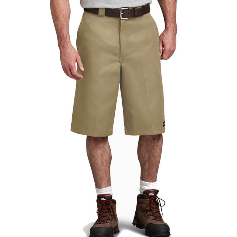 Shorts con bolsillos multiusos holgados de 13 “